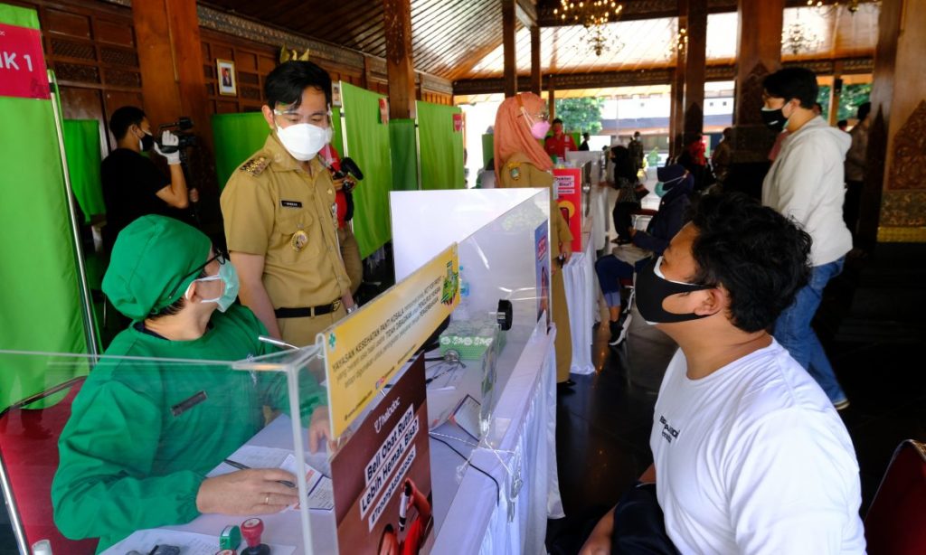 Gandeng Halodoc Pemkot Surakarta Targetkan Vaksinasi Warga