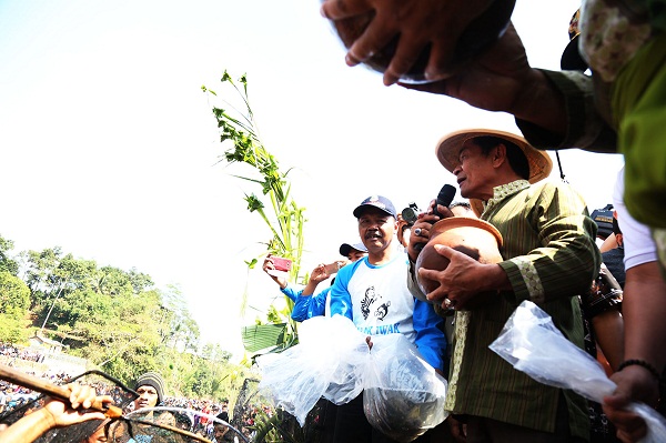 2017 KILO IKAN NILA DITEBAR DALAM PESTA PARAK IWAK FSB  Pemerintah Provinsi Jawa Tengah 