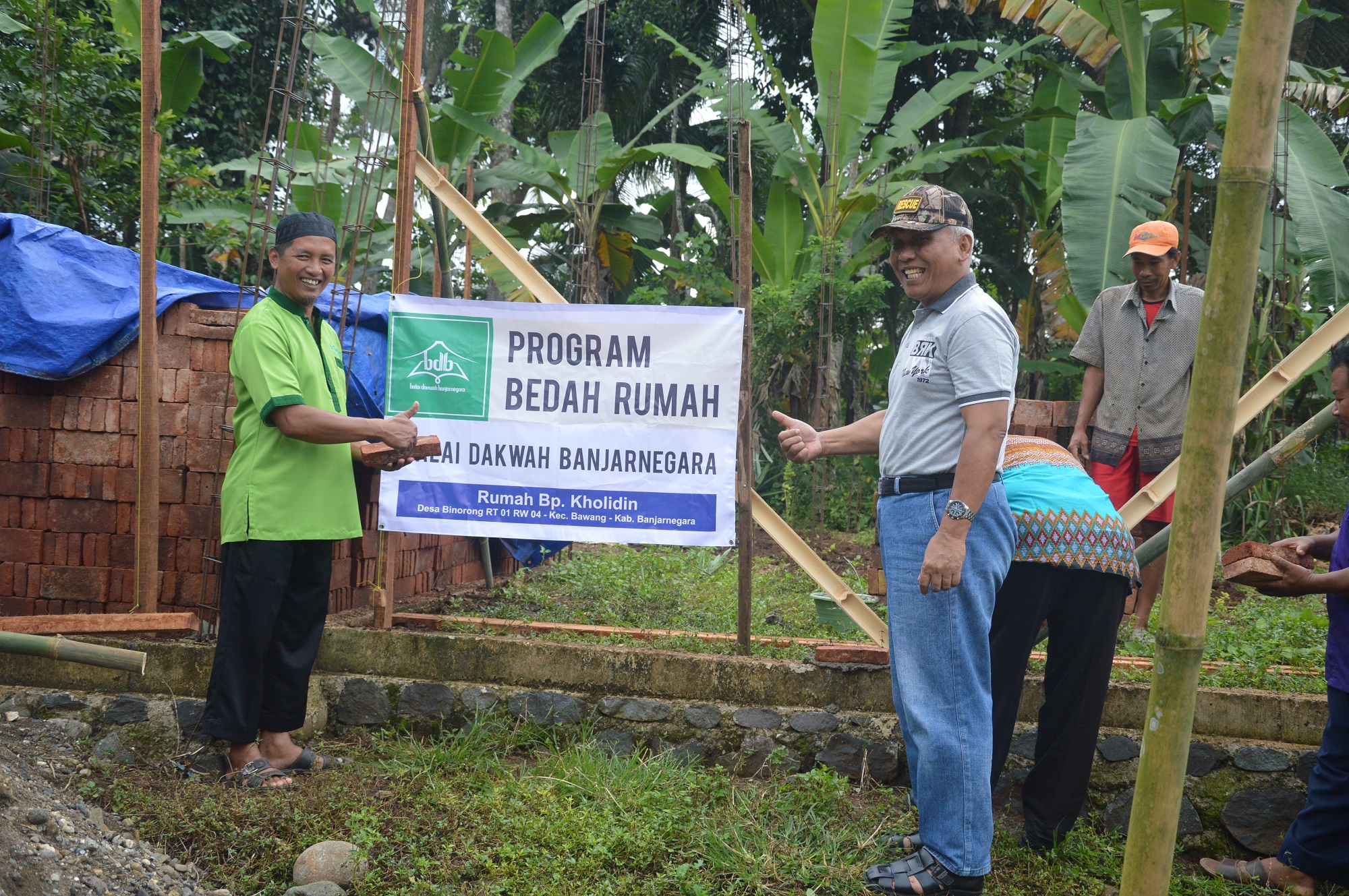 WABUP SYAMSUDIN BEDAH RUMAH DI BINORONG
