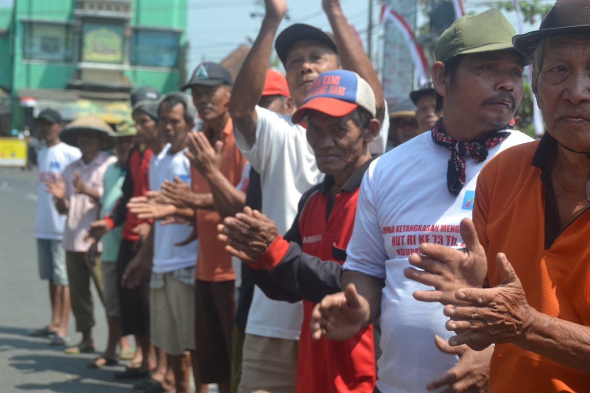 200 Peserta Ikuti Lomba Ketangkasan Becak