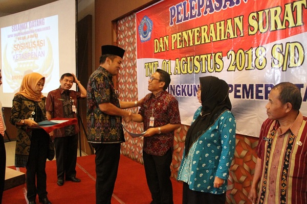 Masuki Masa Pensiun Awal Pengabdian Masyarakat Pemerintah Provinsi