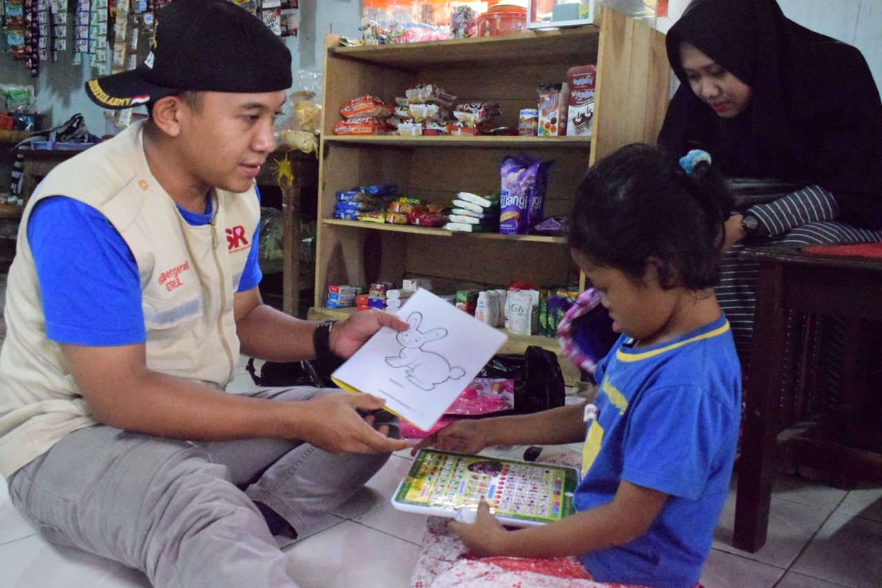 SR Banyumas Raya dan PPA Kunjungi Korban Kekerasan