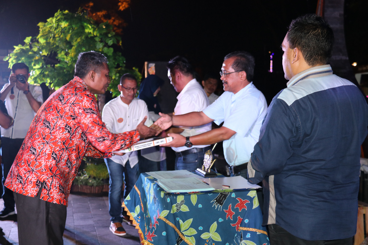 SERAHKAN DPA, BUPATI MINTA AGAR SELURUH LELANG PEMBANGUNAN 2019 DIPERCEPAT