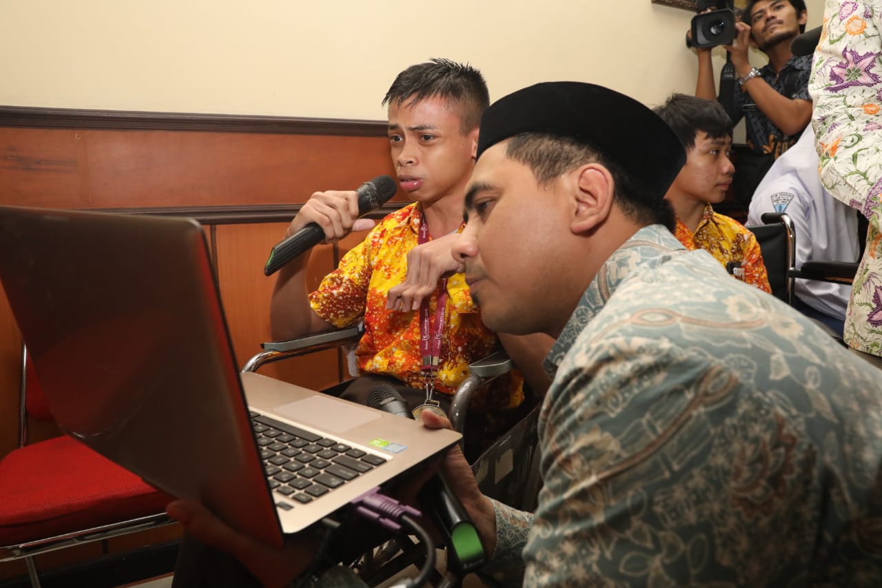 Pelajar Disabilitas pun Harus Melek IT