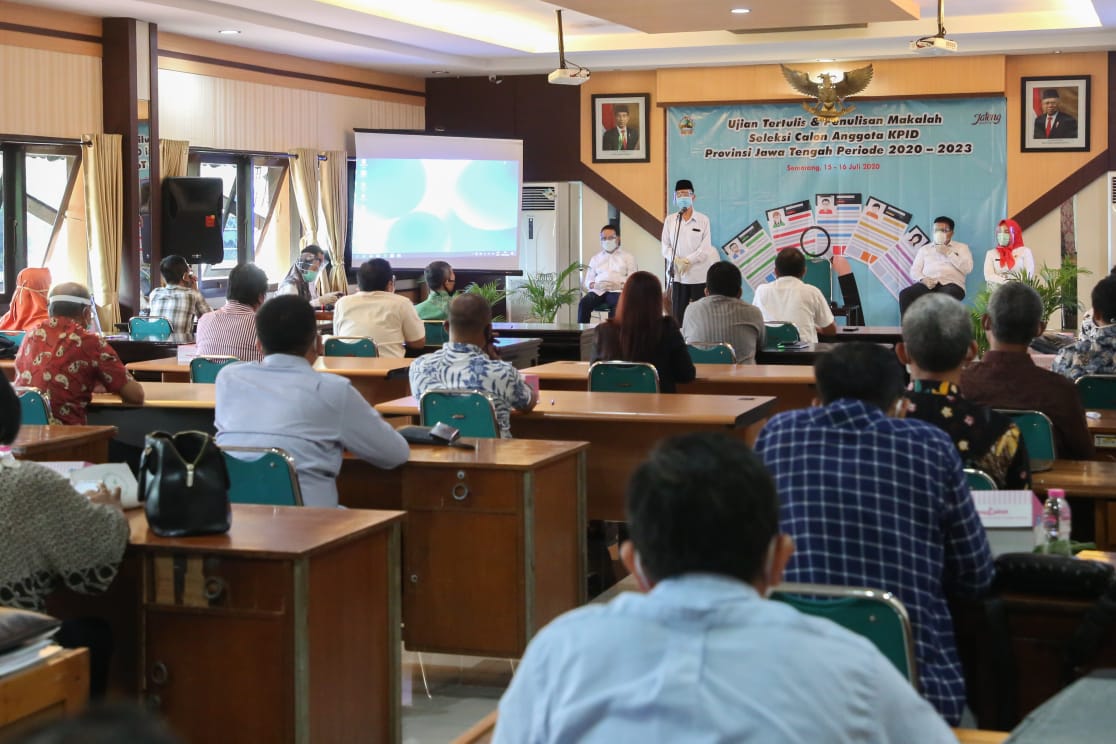 Puluhan Calon Anggota KPID Jateng Jalani Tes Tertulis