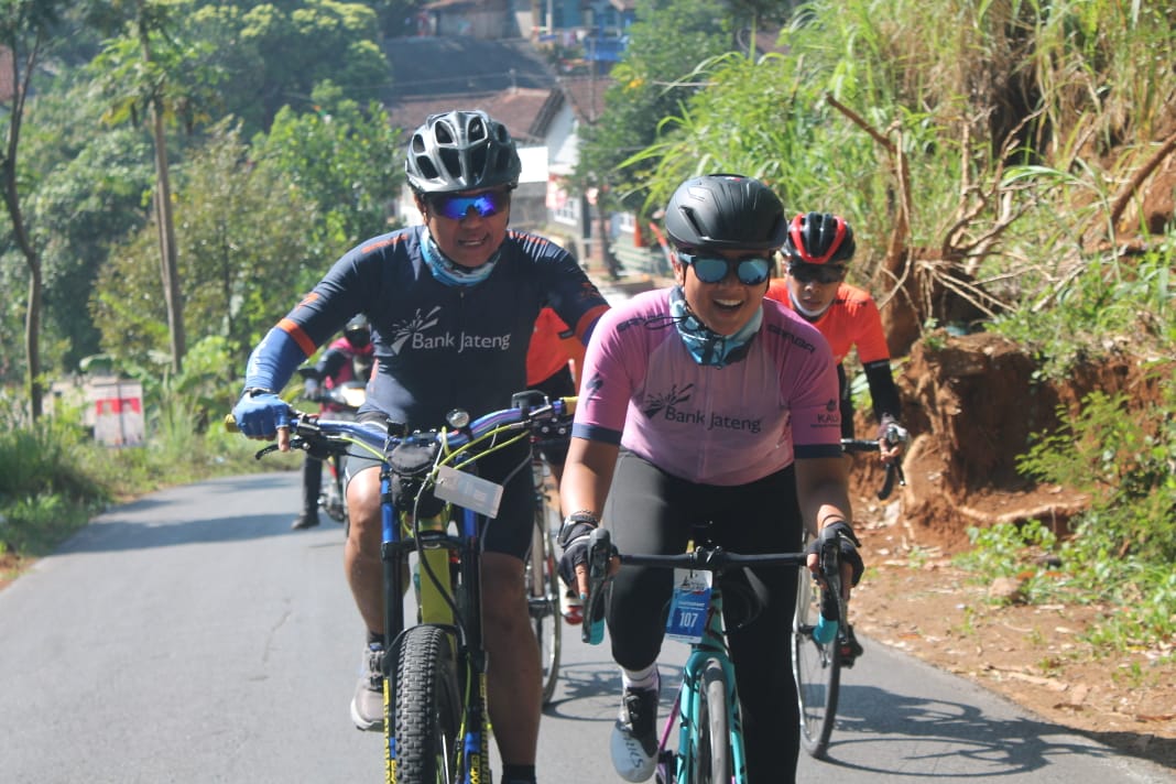 Nirina Zubir : Tour de Borobudur Jalurnya Keren dan Menantang