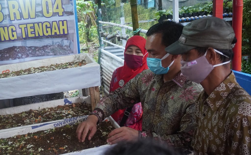 Bupati Pantau Penggunaan Dana Hibah Untuk Pencegahan Covid-19 ...