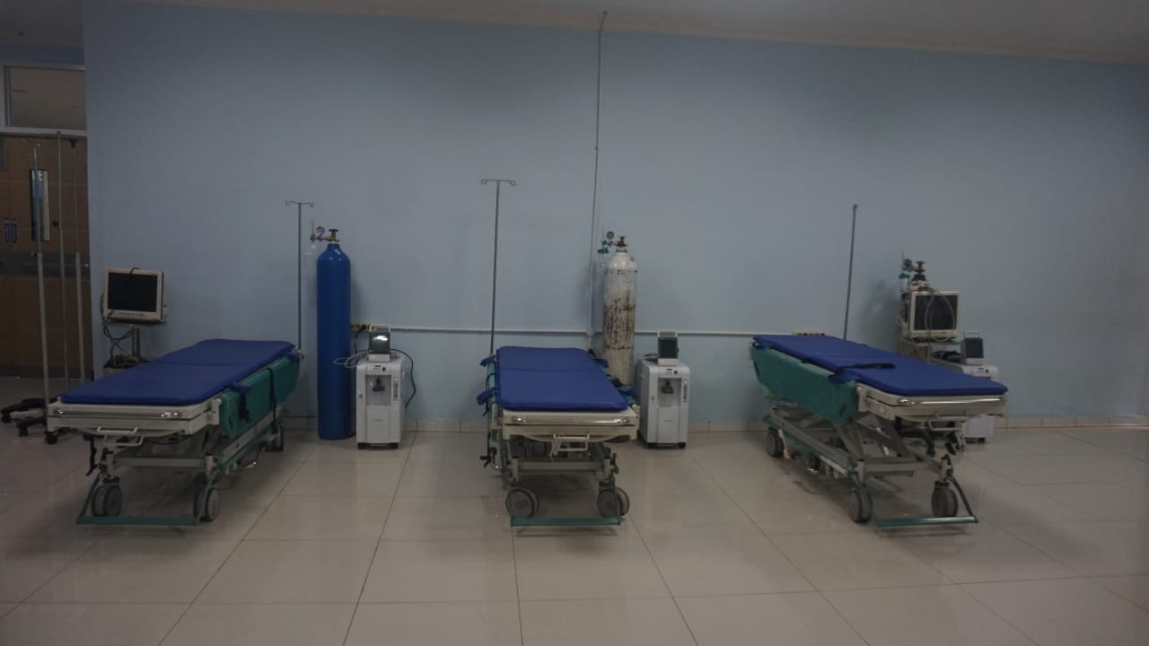 Foto orang sakit di rumah sakit