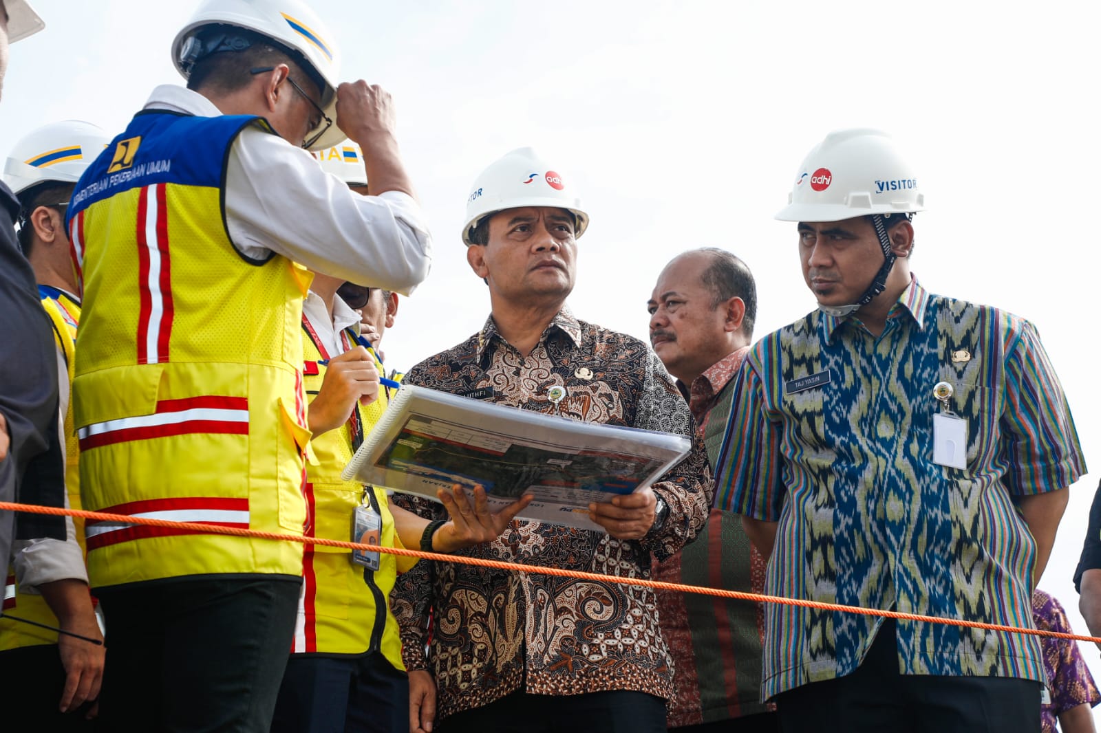 Hasil Survei 64,6 Persen Masyarakat Jateng Puas Kinerja Gubernur Ahmad Luthfi, Tertinggi Layanan Air Bersih dan Kesehatan