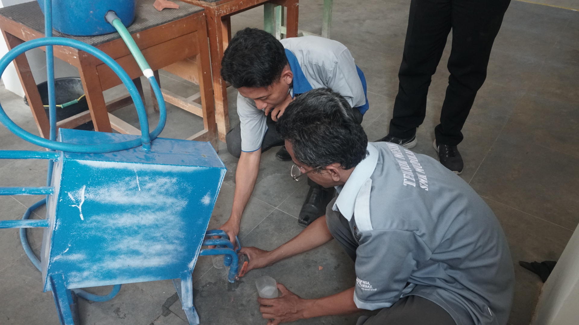 SMK Muhammadiyah Kota Pekalongan Ubah Sampah Plastik Jadi BBM
