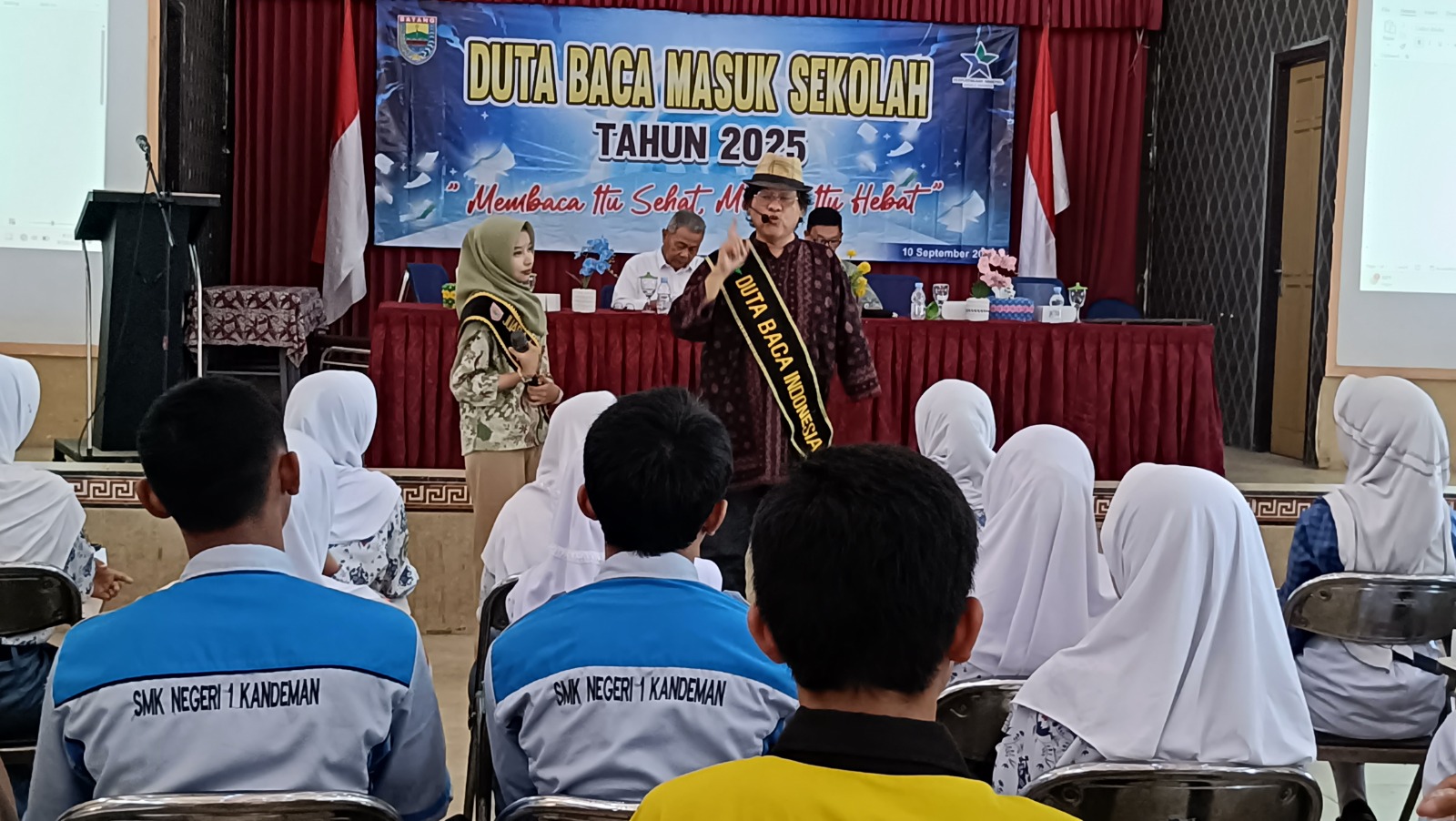 Pelajar Batang Belajar Cari Cuan Lewat Tulisan