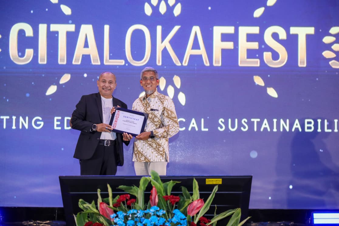 Pendorong Aglomerasi Solo Raya, Gubernur Ahmad Luthfi Terima Penghargaan Cita Loka Fest 2025