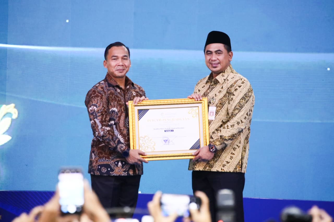 Miliki Kualitas Data yang Baik, Pemprov Jateng Raih Penghargaan dari Kemendukbangga