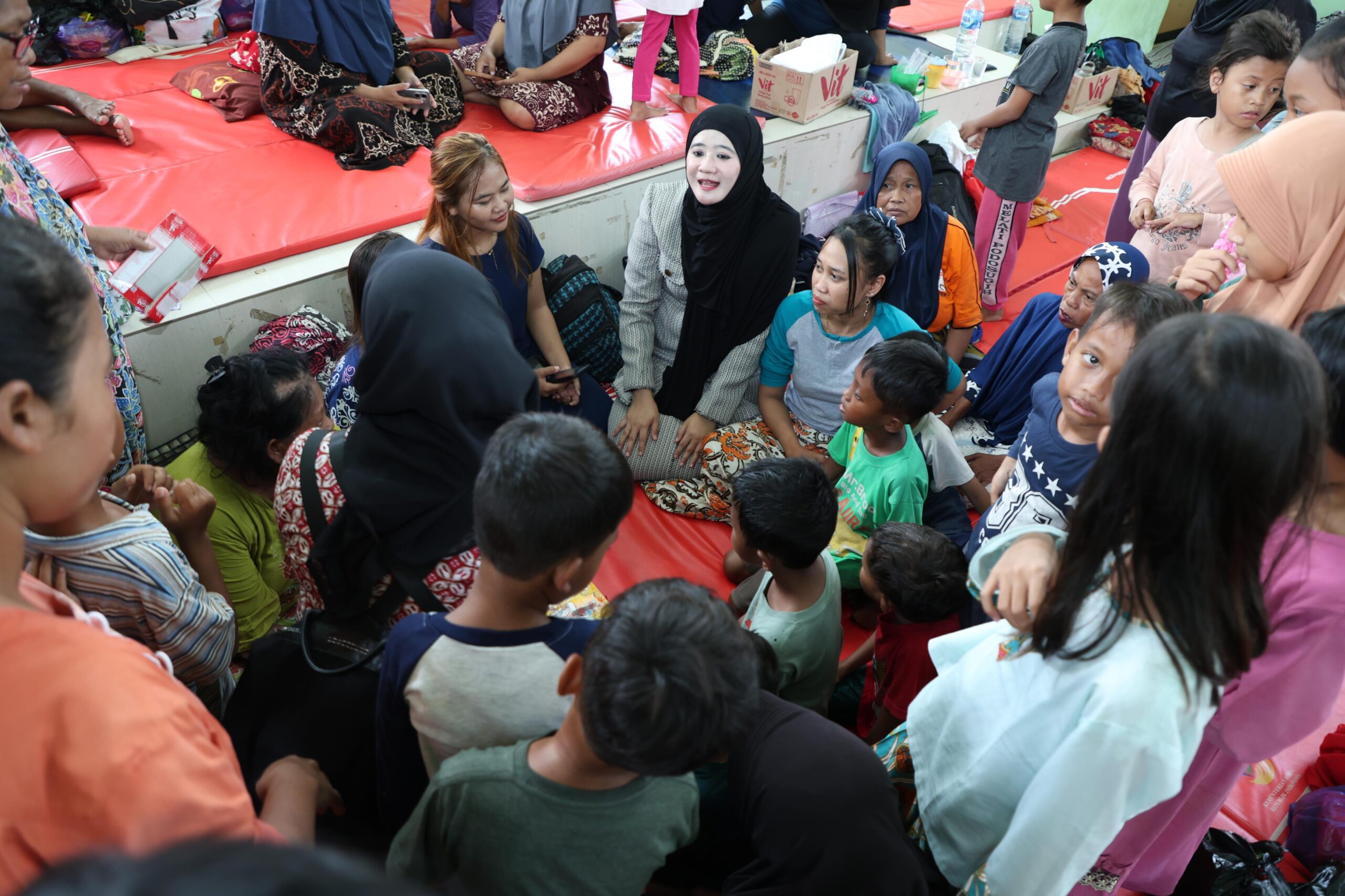 Bunda PAUD Jateng Berikan “Trauma Healing” bagi Anak-Anak Terdampak Banjir Pekalongan